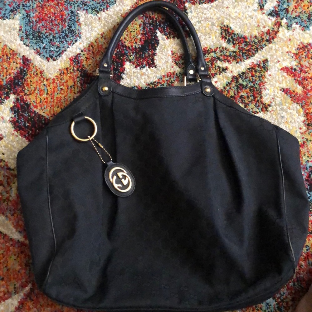 Black Gucci Handbag